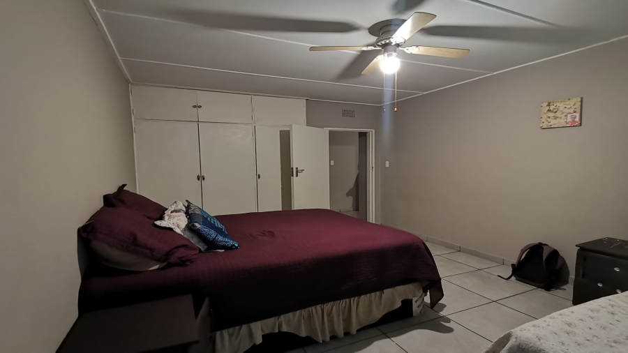 1 Bedroom Property for Sale in Potchefstroom North West